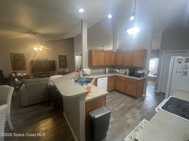 2028 Gloria Circle NE, Palm Bay, FL 32905