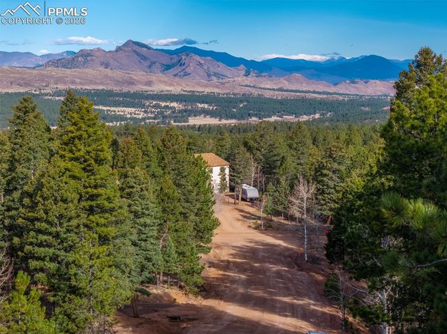 16 Spruce Circle, Woodland Park, CO 80863