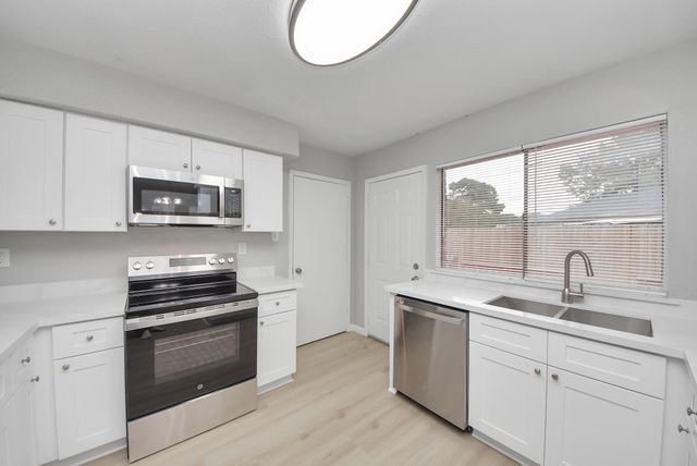 3030 Ciderwood Drive, Spring, TX 77373