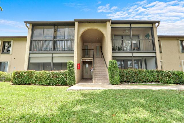 715 Sunny Pine Way B1, Greenacres, FL 33415