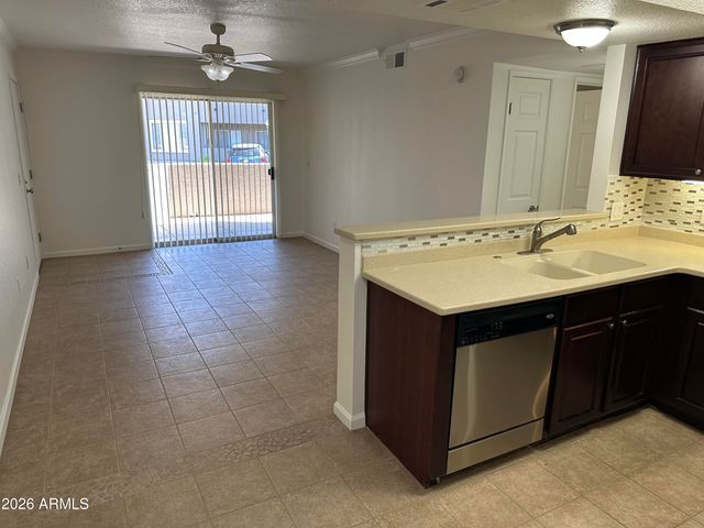 1720 E THUNDERBIRD Road 1019, Phoenix, AZ 85022