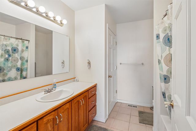 1603 250th Avenue, Osceola, IA 50213