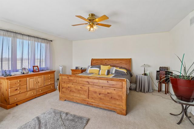 1603 250th Avenue, Osceola, IA 50213