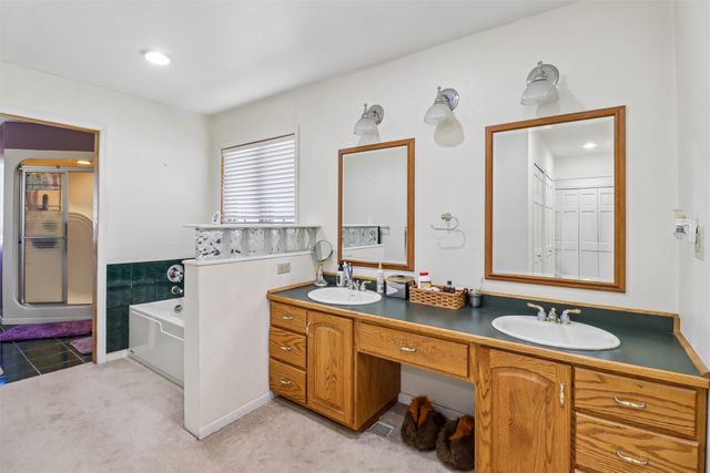 1603 250th Avenue, Osceola, IA 50213