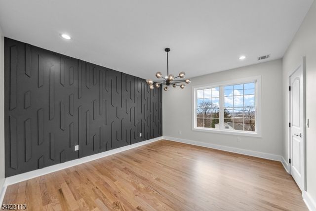 38 Pershing Pl, Woodland Park, NJ 07424