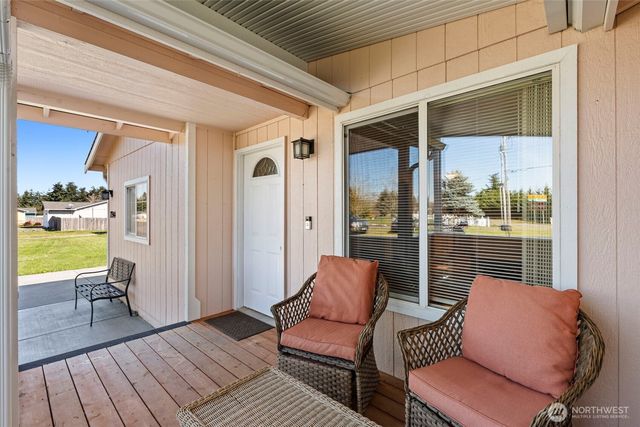 17944 Camus Drive SW, Rochester, WA 98579