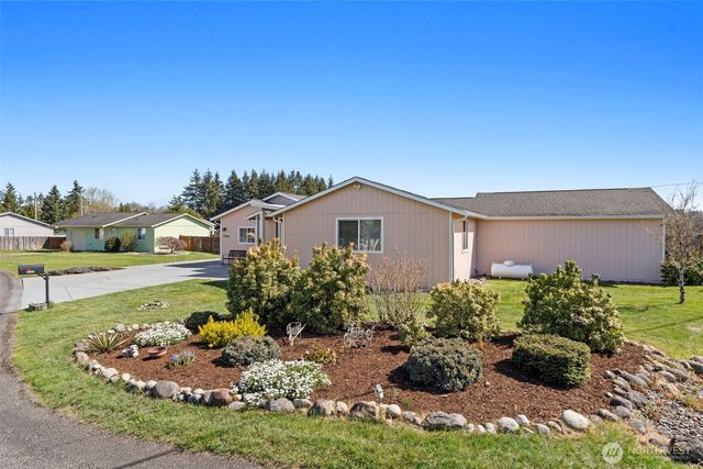 17944 Camus Drive SW, Rochester, WA 98579