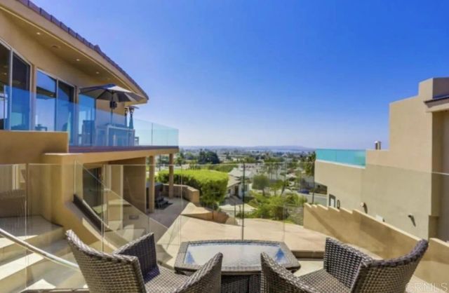 1518 Monmouth Drive, Pacific Beach (san Diego), CA 92109