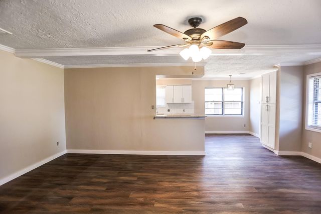 502 Rosewood Drive, Shenandoah, TX 77381