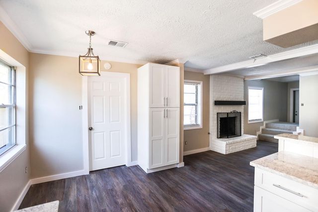 502 Rosewood Drive, Shenandoah, TX 77381