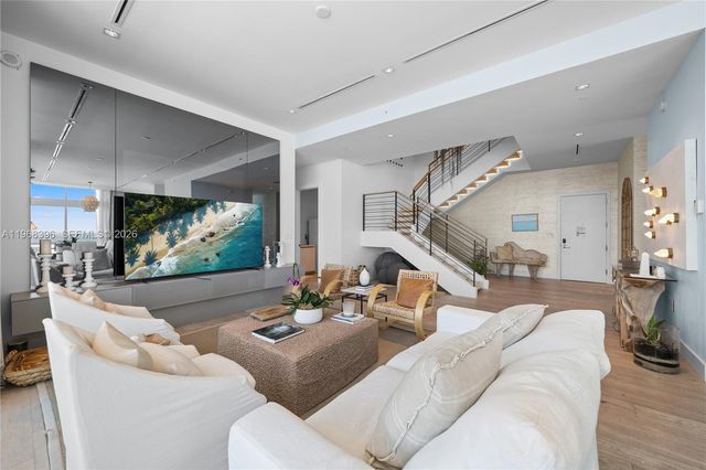 102 24th St PH-1610, Miami Beach, FL 33139