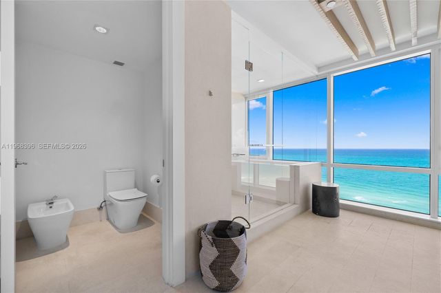 102 24th St PH-1610, Miami Beach, FL 33139