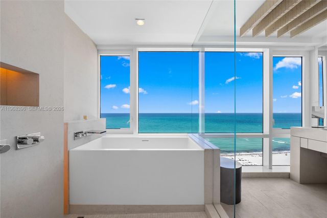 102 24th St PH-1610, Miami Beach, FL 33139