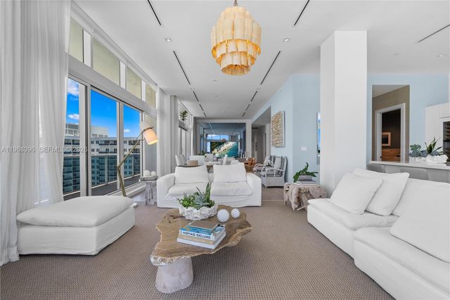 102 24th St PH-1610, Miami Beach, FL 33139