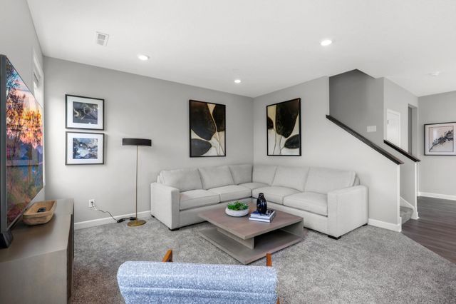 9393 4th Street N, Lake Elmo, MN 55042