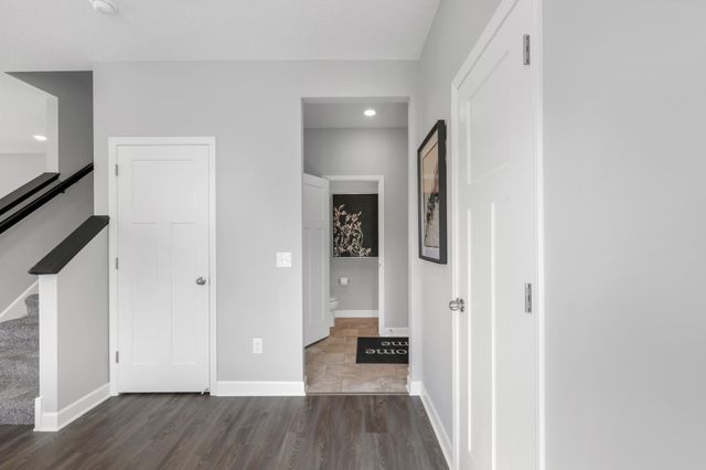 9393 4th Street N, Lake Elmo, MN 55042