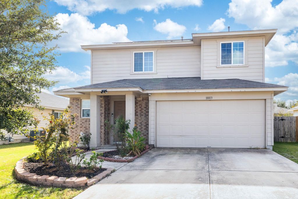 18813 Golden Eagle WAY, Elgin, TX 78621