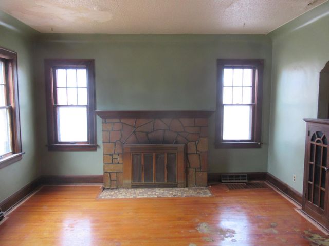 4432 James Avenue N, Minneapolis, MN 55412