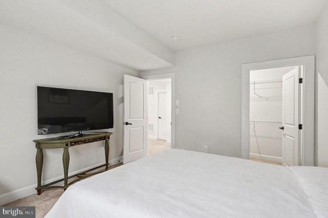 40731 WILLOW WALK CT, Aldie, VA 20105