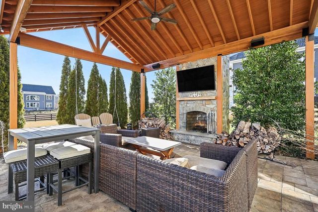 40731 WILLOW WALK CT, Aldie, VA 20105