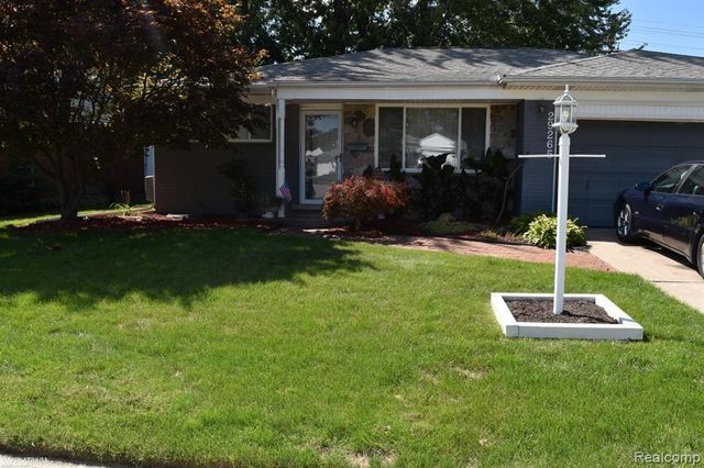 29265 Van Laan Drive, Warren, MI 48092