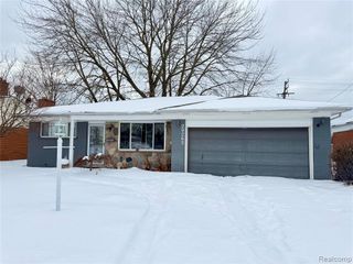 29265 Van Laan Drive, Warren, MI 48092