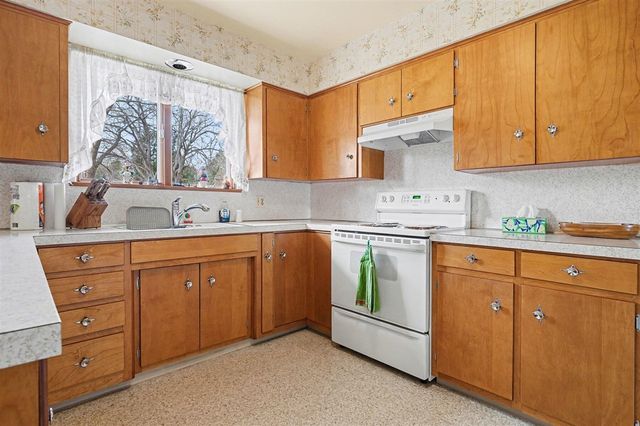 11550 144th Avenue, West Olive, MI 49460