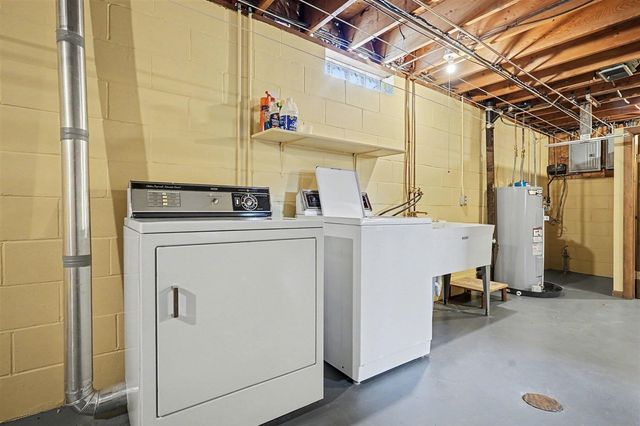 11550 144th Avenue, West Olive, MI 49460