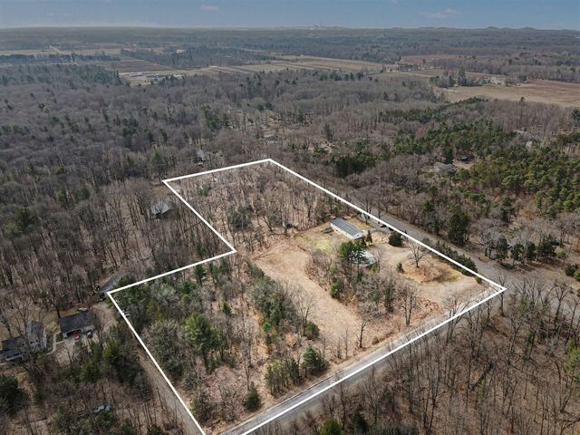 11550 144th Avenue, West Olive, MI 49460