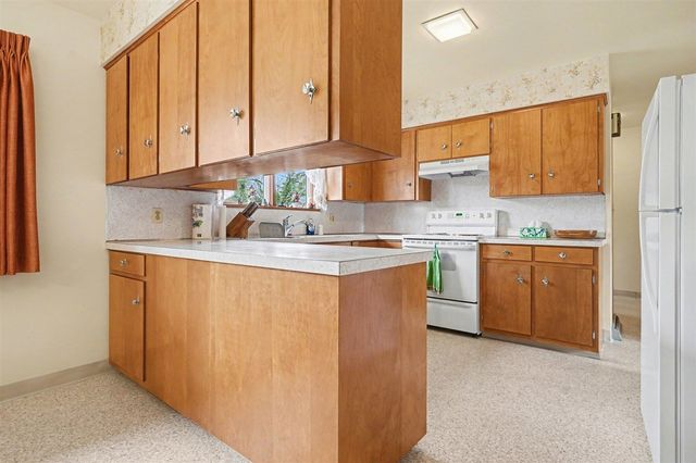 11550 144th Avenue, West Olive, MI 49460