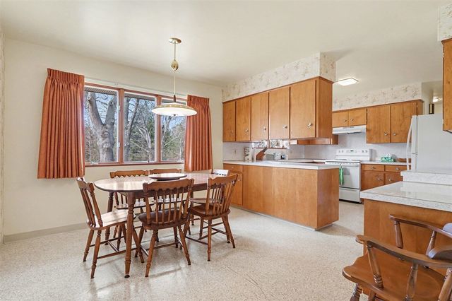 11550 144th Avenue, West Olive, MI 49460