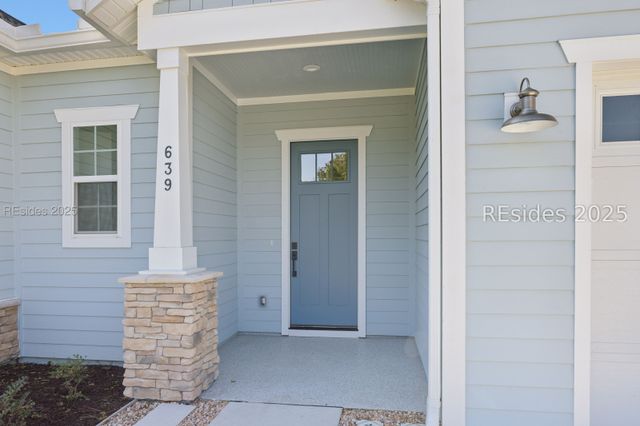 639 Azalea Dr, Hardeeville, SC 29927
