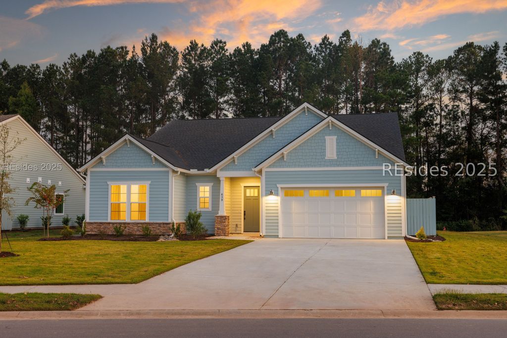 639 Azalea Dr, Hardeeville, SC 29927