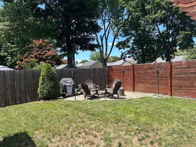 47 Naples Ave, Providence, RI 02908