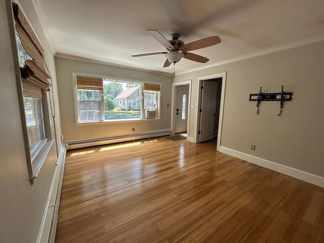 47 Naples Ave, Providence, RI 02908