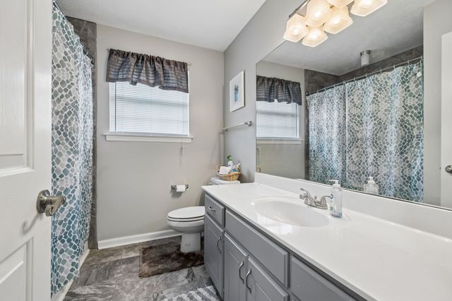 512 Decherd Ln, Smyrna, TN 37167