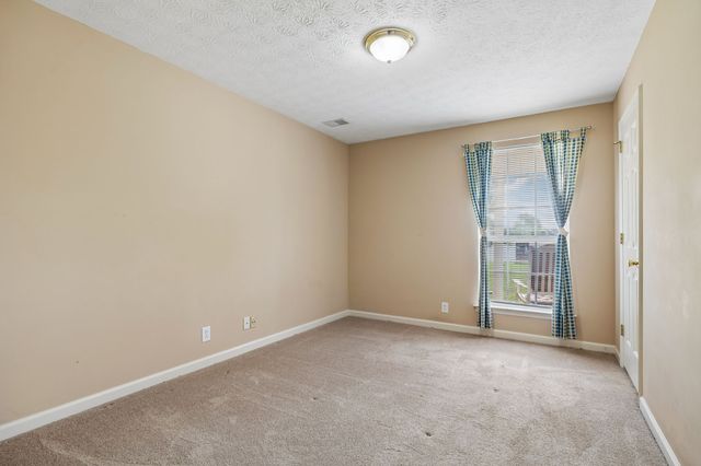 512 Decherd Ln, Smyrna, TN 37167
