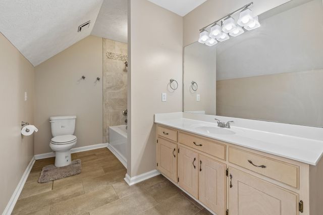 512 Decherd Ln, Smyrna, TN 37167