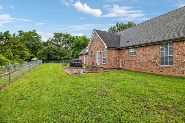 512 Decherd Ln, Smyrna, TN 37167