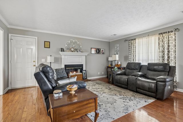 512 Decherd Ln, Smyrna, TN 37167