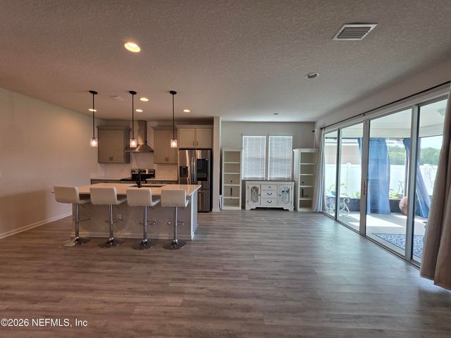 4537 PINE RIDGE Parkway, Middleburg, FL 32068