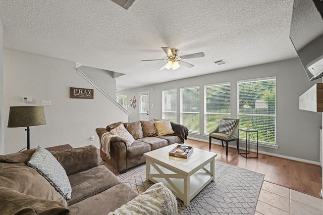 13326 Enchanted Way Drive, Montgomery, TX 77356