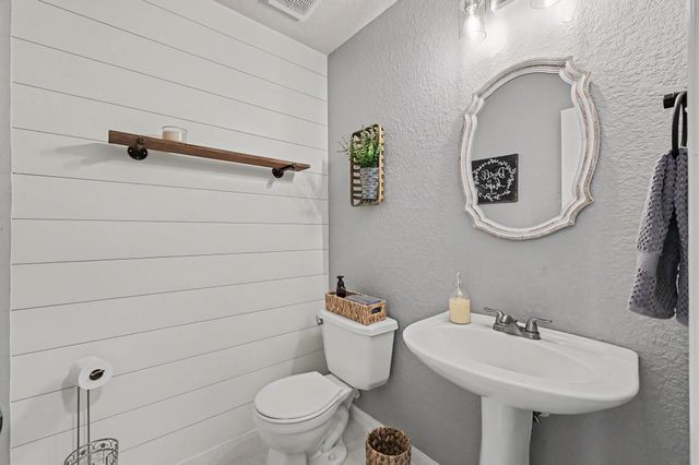 13326 Enchanted Way Drive, Montgomery, TX 77356