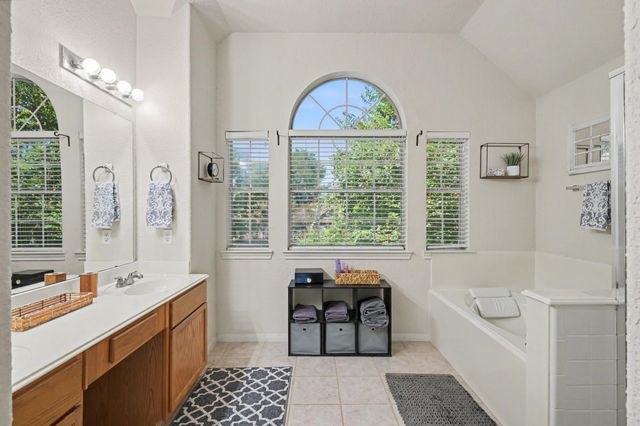 13326 Enchanted Way Drive, Montgomery, TX 77356