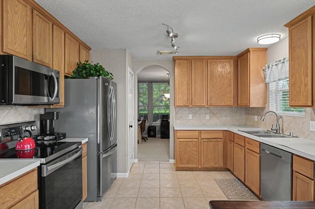 13326 Enchanted Way Drive, Montgomery, TX 77356