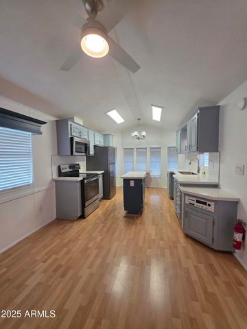 7750 E BROADWAY Road 619, Mesa, AZ 85208