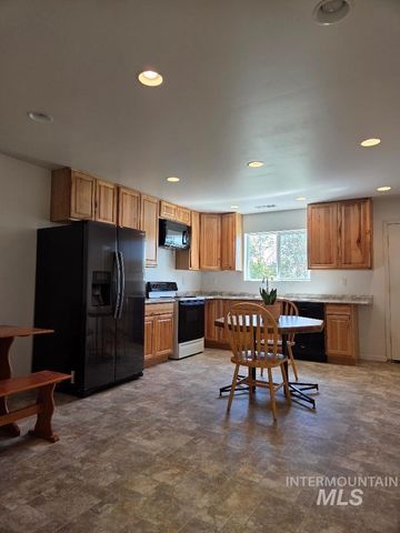 4154 Lapwai Rd, Lewiston, ID 83501