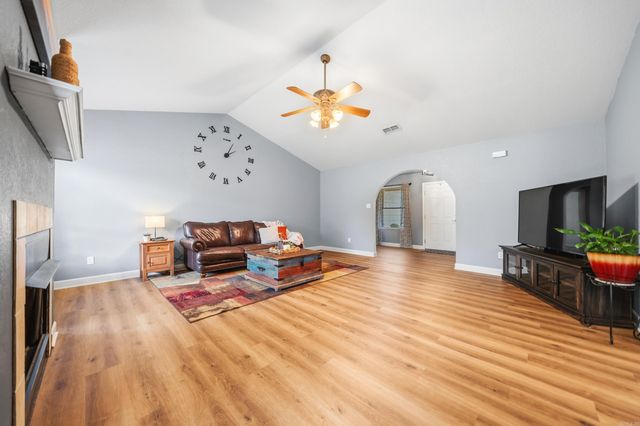 155 Mapleleaf Circle, Hot Springs, AR 71901