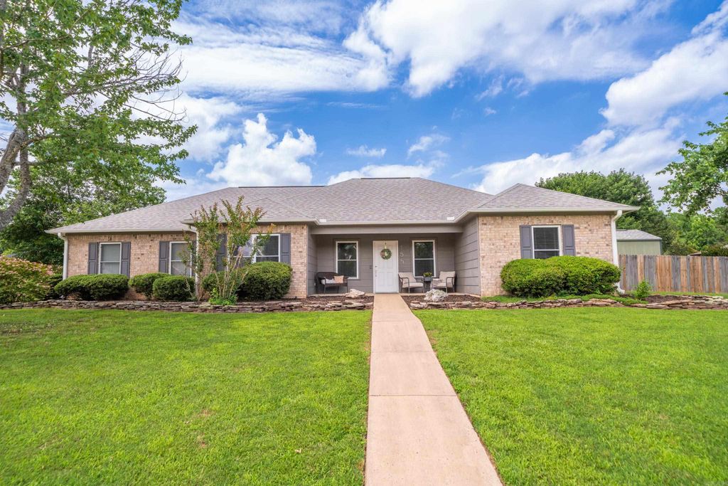 155 Mapleleaf Circle, Hot Springs, AR 71901