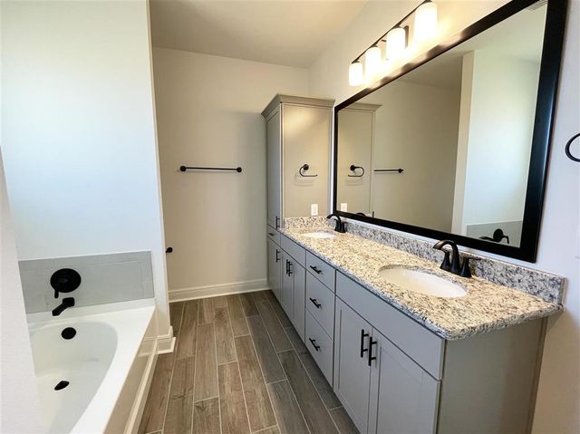 3020 ROSEMOUND Drive, Lake Charles, LA 70607